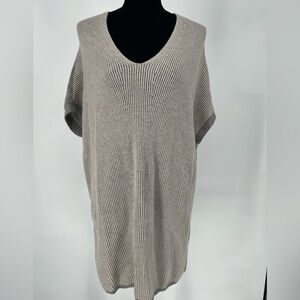 LL BEAN SIGNATURE 100% CASHMERE SWEATER‎ , SLEEVELESS AND PERFECT TO LAYER